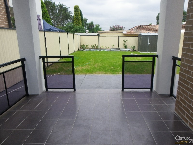 33a Doyle Road, Revesby NSW 2212