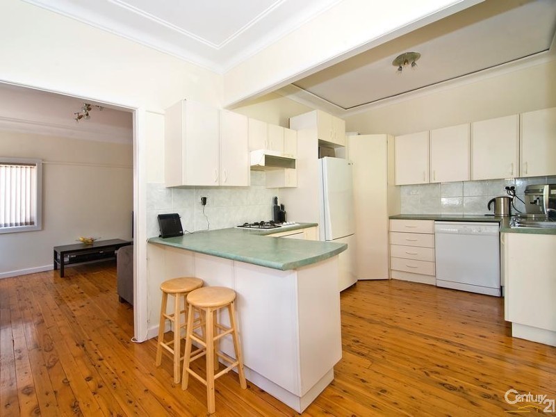 33 Richard Street, Panania NSW 2213