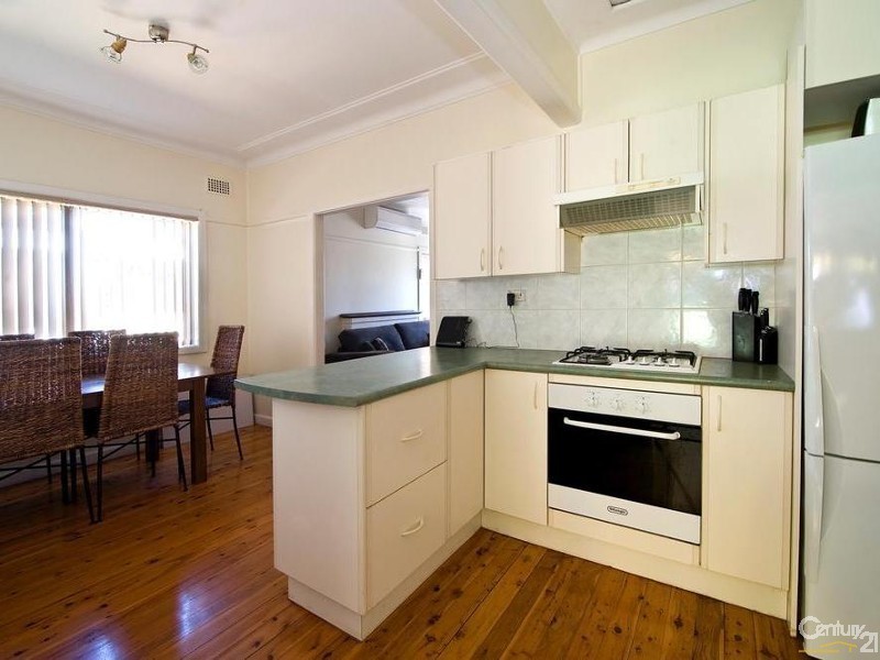 33 Richard Street, Panania NSW 2213