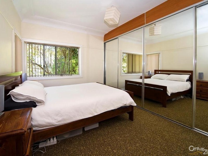 33 Richard Street, Panania NSW 2213