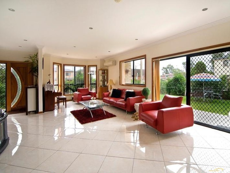 285 The River Road, Revesby Heights NSW 2212