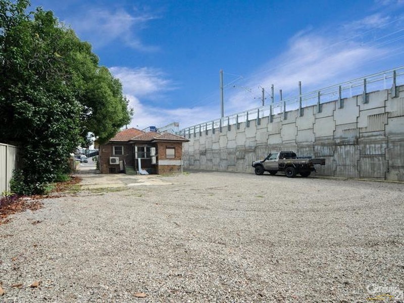 143 The River Road, Revesby NSW 2212