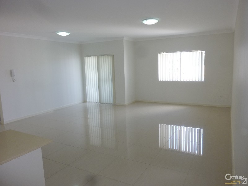 28/4 Macarthur Avenue, Revesby NSW 2212