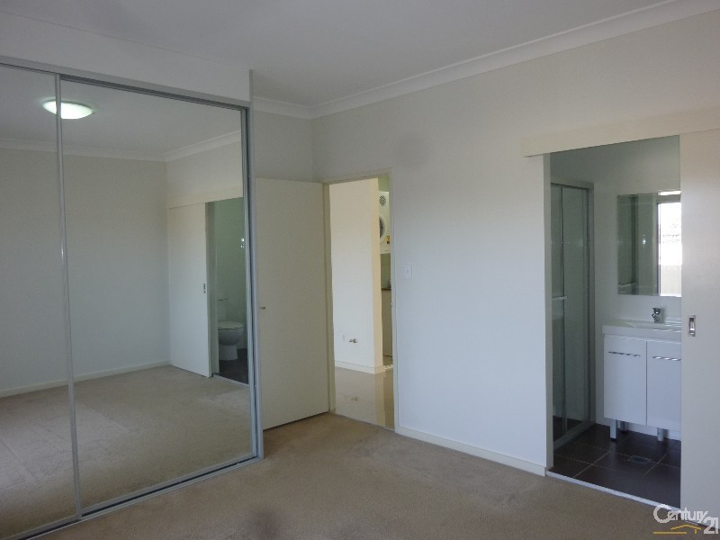 28/4 Macarthur Avenue, Revesby NSW 2212