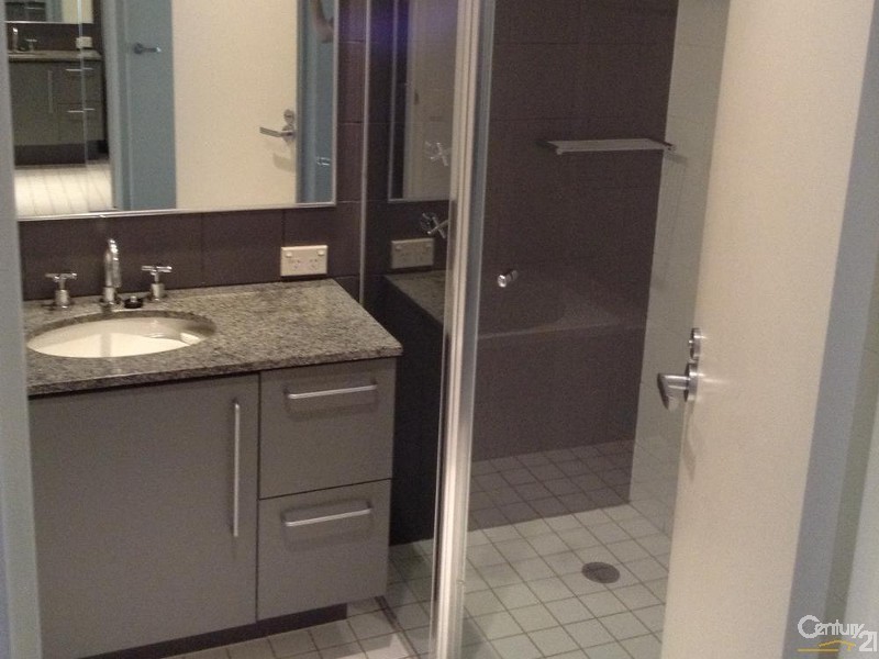 10/5 Owens Ave, Newington NSW 2127