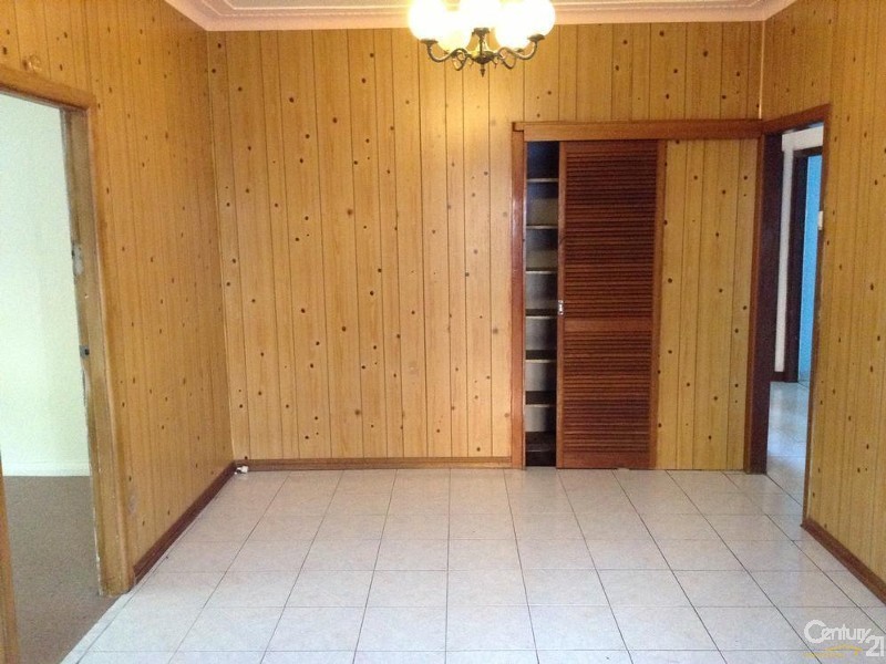 19 Albert Street, Revesby NSW 2212