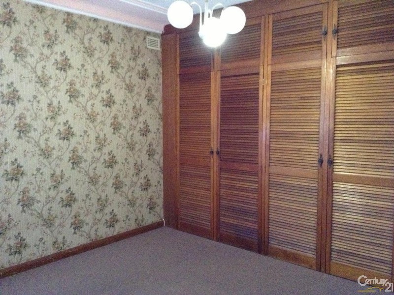 19 Albert Street, Revesby NSW 2212