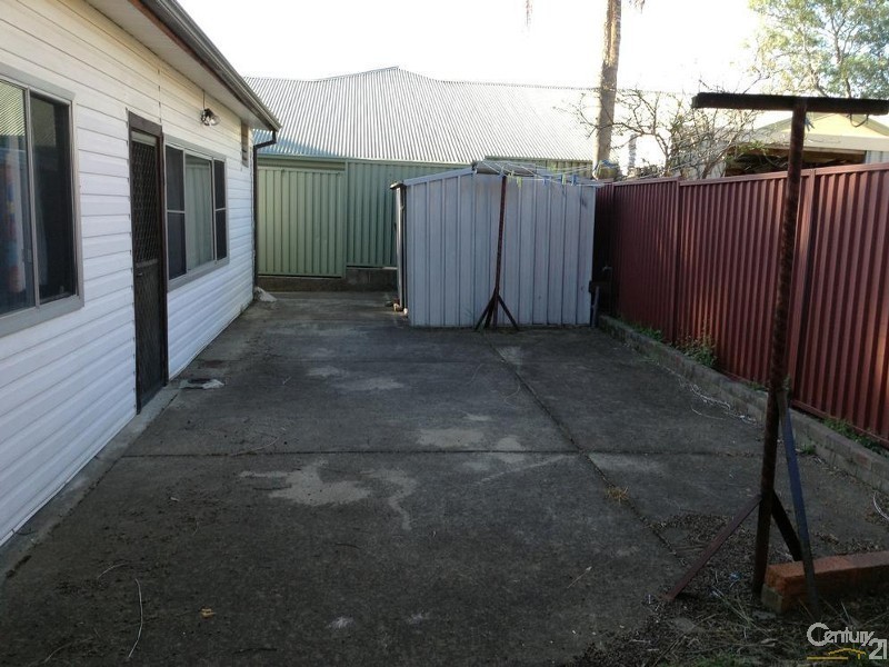 19 Albert Street, Revesby NSW 2212