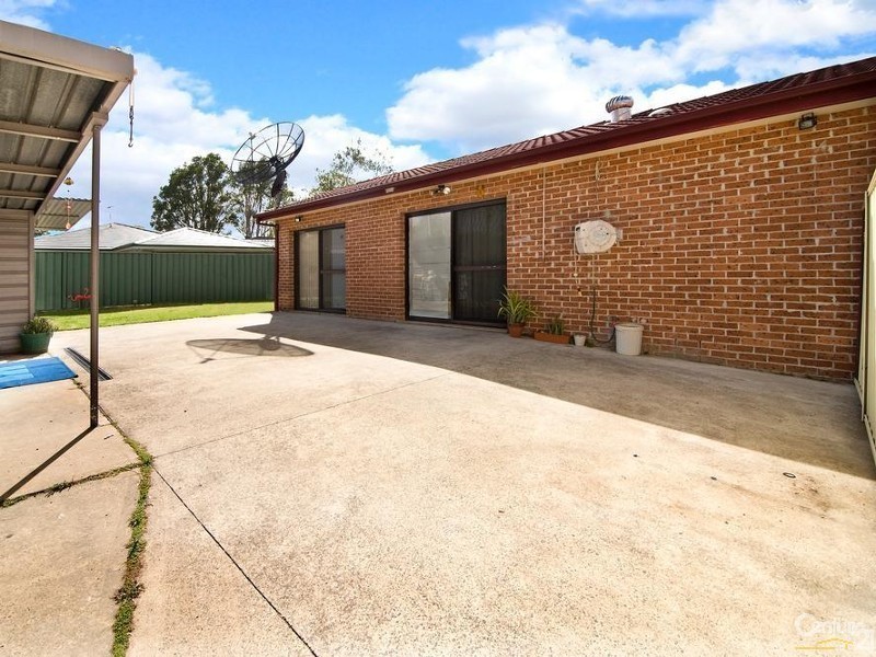 25a  Ambon Road, Holsworthy NSW 2173