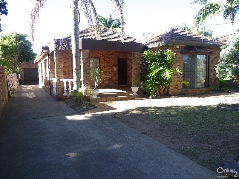 48 Forrest Road, East Hills NSW 2213