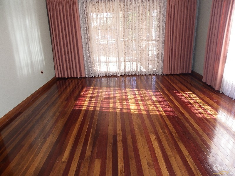 48 Forrest Road, East Hills NSW 2213