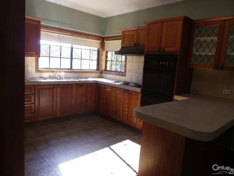 48 Forrest Road, East Hills NSW 2213