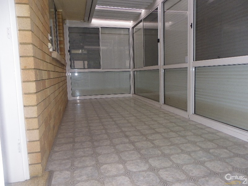 124 Rex Road, Georges Hall NSW 2198