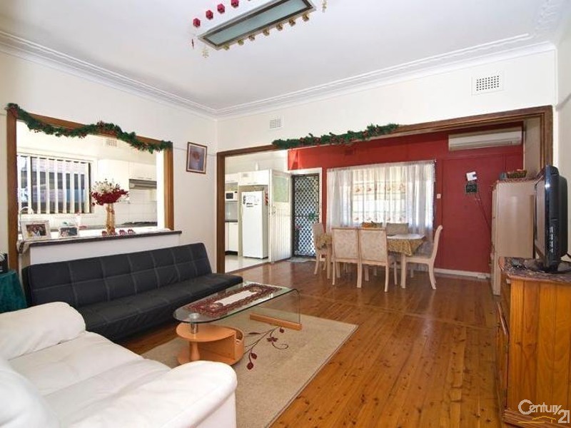 28 Milperra Road, Revesby NSW 2212