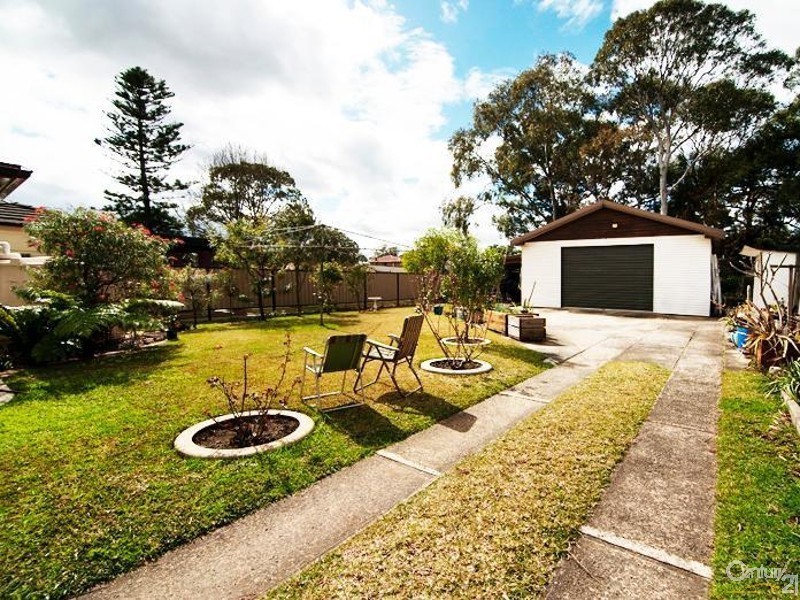 25 Ely Street, Revesby NSW 2212