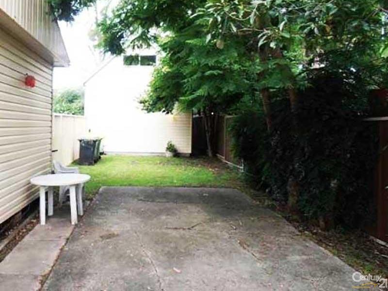 123a Parliament Road, Macquarie Fields NSW 2564