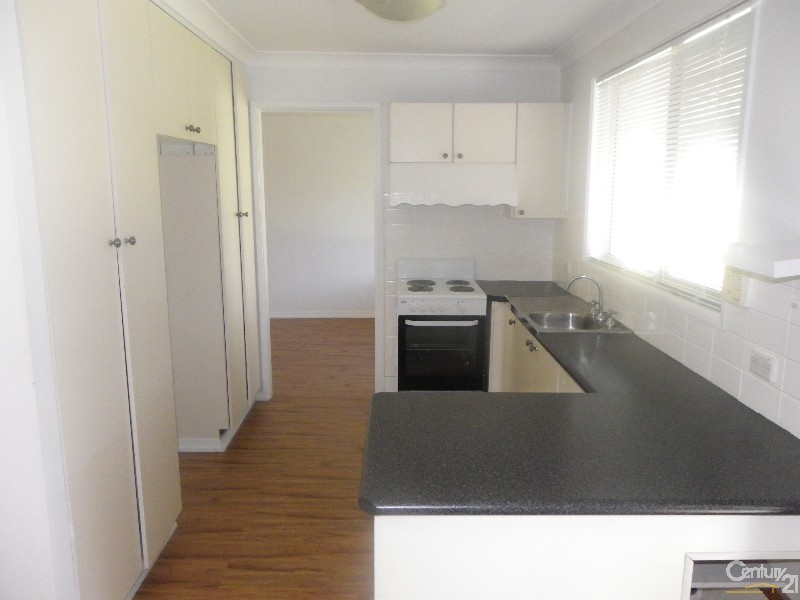 6 Peeler Place, Milperra NSW 2214