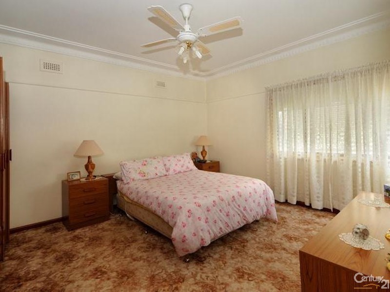 3 Wilson Street, Panania NSW 2213