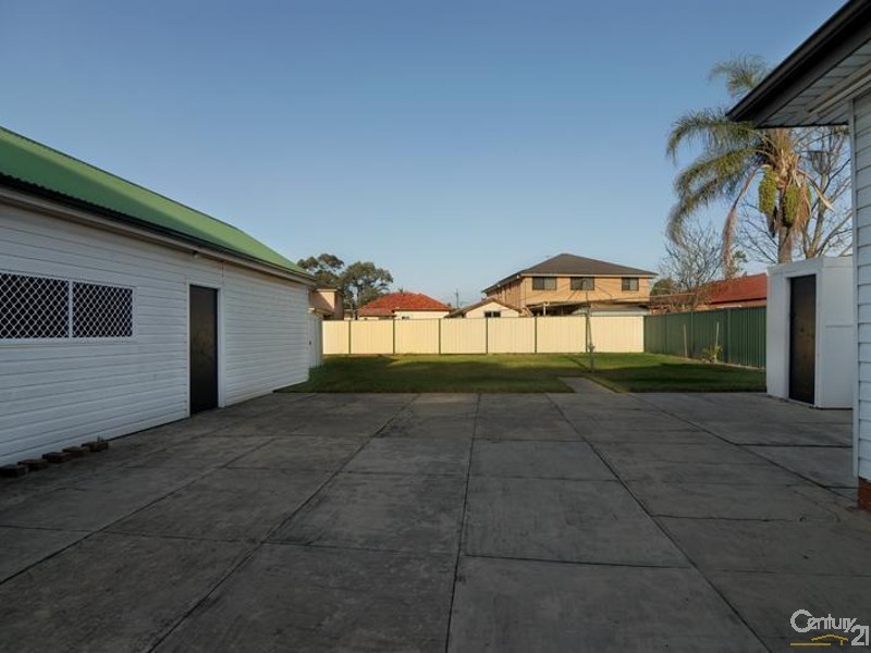 3 Wilson Street, Panania NSW 2213