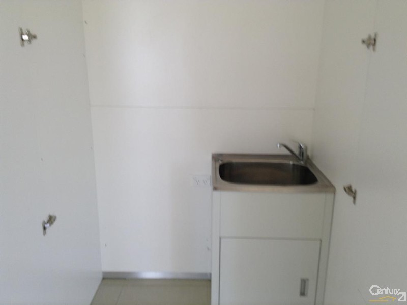 2a Randolph Street, Campbelltown NSW 2560
