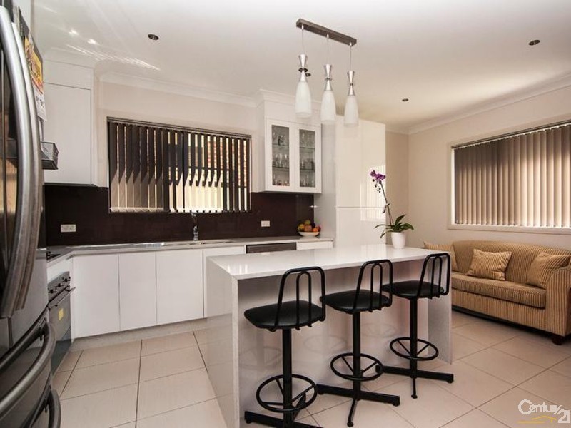 33 Doyle Road, Revesby NSW 2212