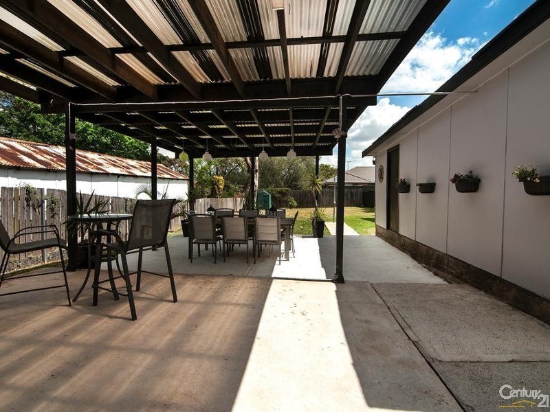 4 Rodgers Avenue, Panania NSW 2213