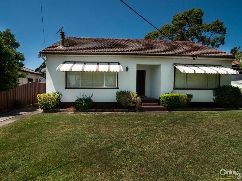 11 Wilson Street, Panania NSW 2213