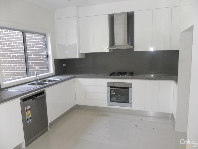 37 Dowding Street, Panania NSW 2213