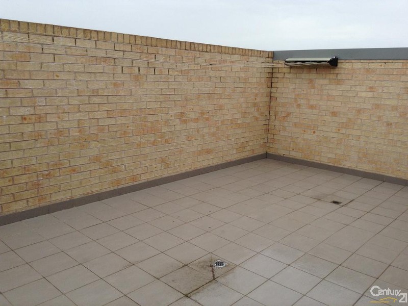 11/8-10 Revesby Place, Revesby NSW 2212