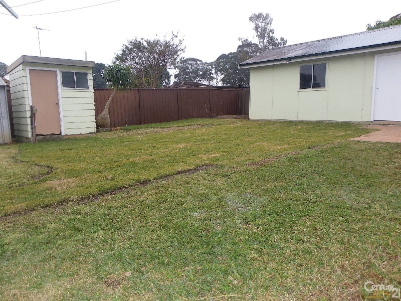 124 Rex Road, Georges Hall NSW 2198