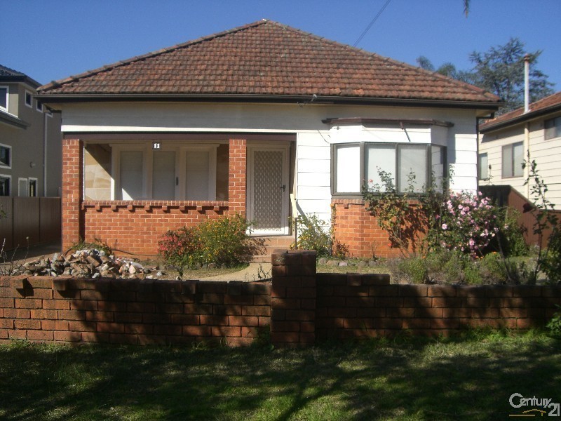 11 Cairo Avenue, Padstow NSW 2211