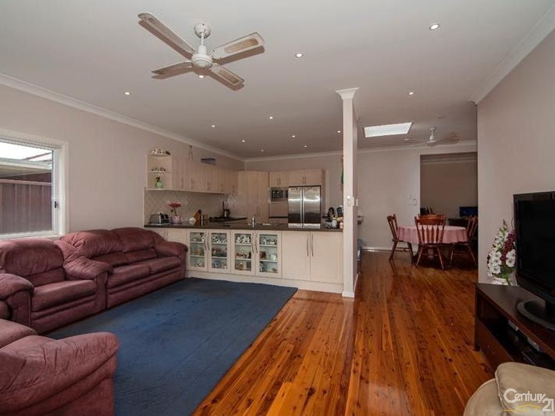 194 Bransgrove Road, Panania NSW 2213