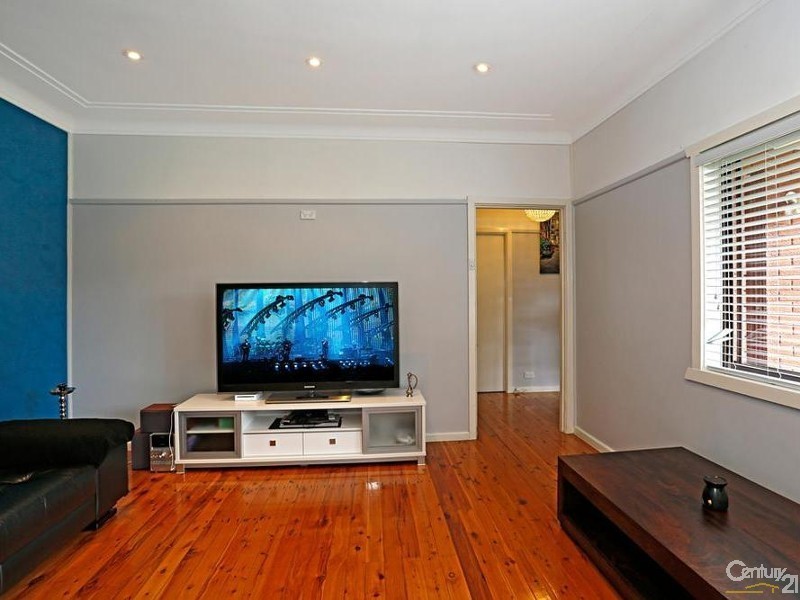 6 Brotherton Street, South Wentworthville NSW 2145