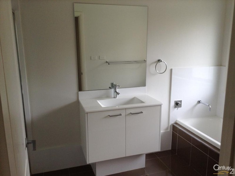 23 Tompson Road, Revesby NSW 2212