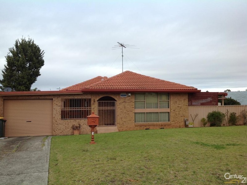 13 Cordelia Street, Rosemeadow NSW 2560