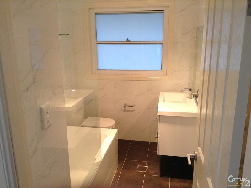 70 Dernancourt Parade, Milperra NSW 2214