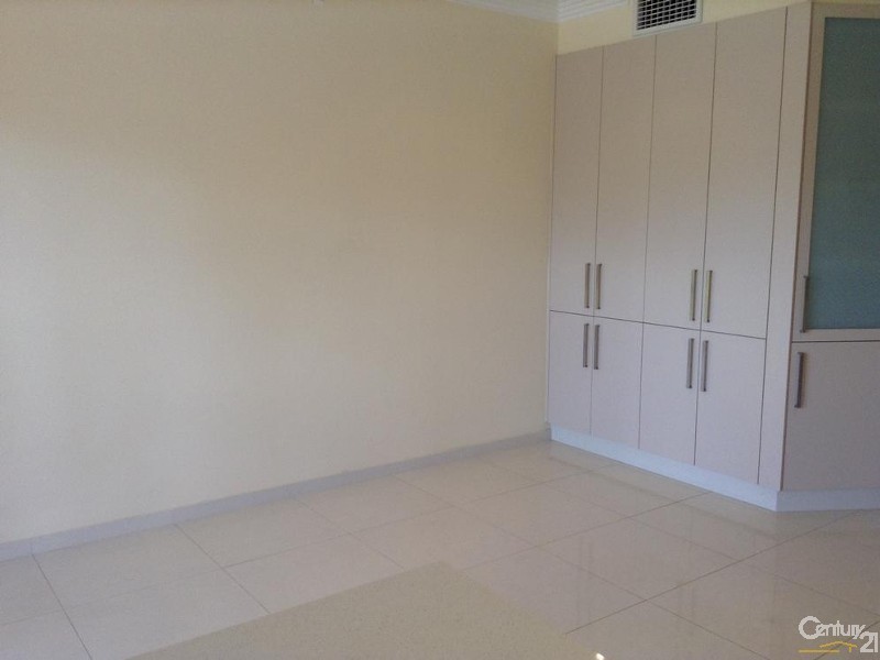 3 English Street, Revesby NSW 2212