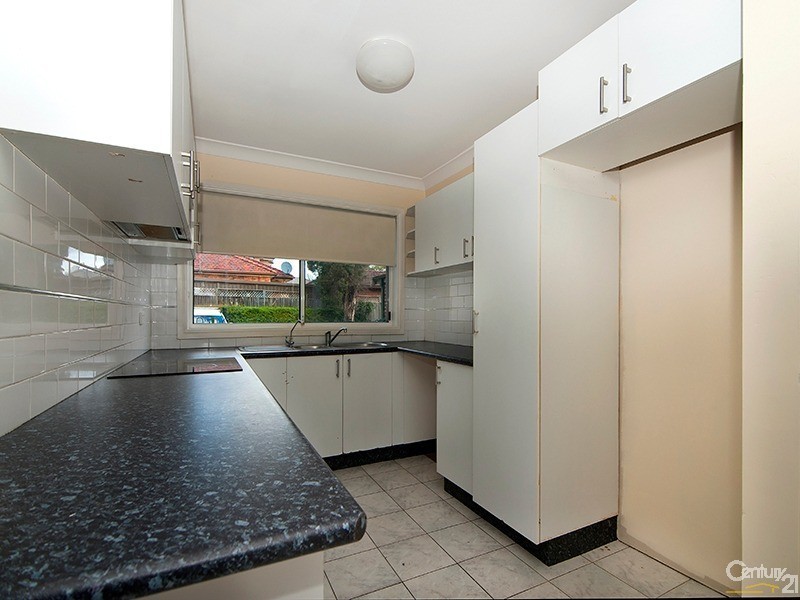 2/2a Victoria Street, Revesby NSW 2212
