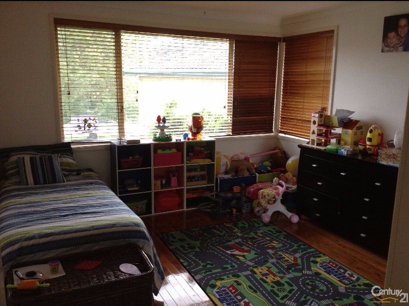 2 Dell Place, Georges Hall NSW 2198