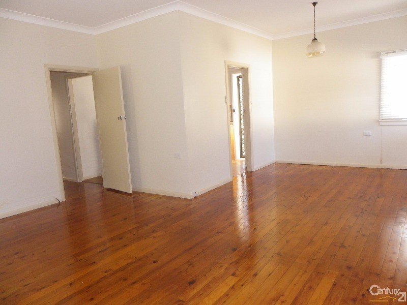 121 Sandakan Road, Revesby Heights NSW 2212