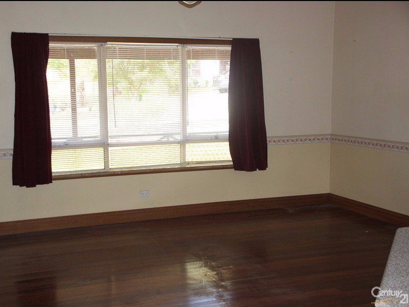 53 Prince Street, Picnic Point NSW 2213