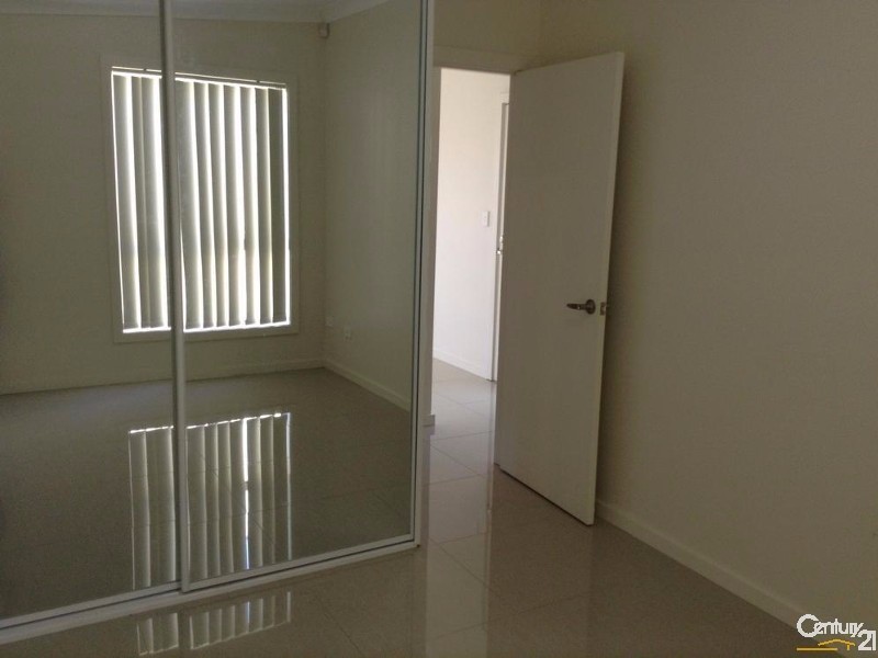 2a Randolph Street, Campbelltown NSW 2560