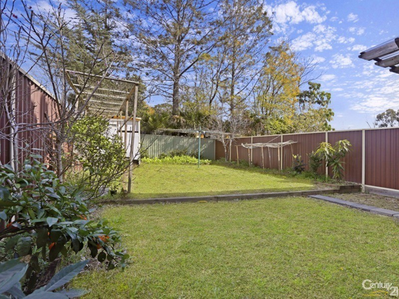39 Tompson Road, Revesby NSW 2212