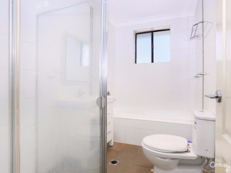 39 Tompson Road, Revesby NSW 2212