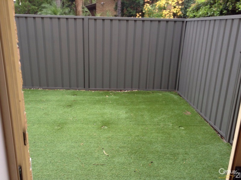 15 Mead Avenue, Chipping Norton NSW 2170
