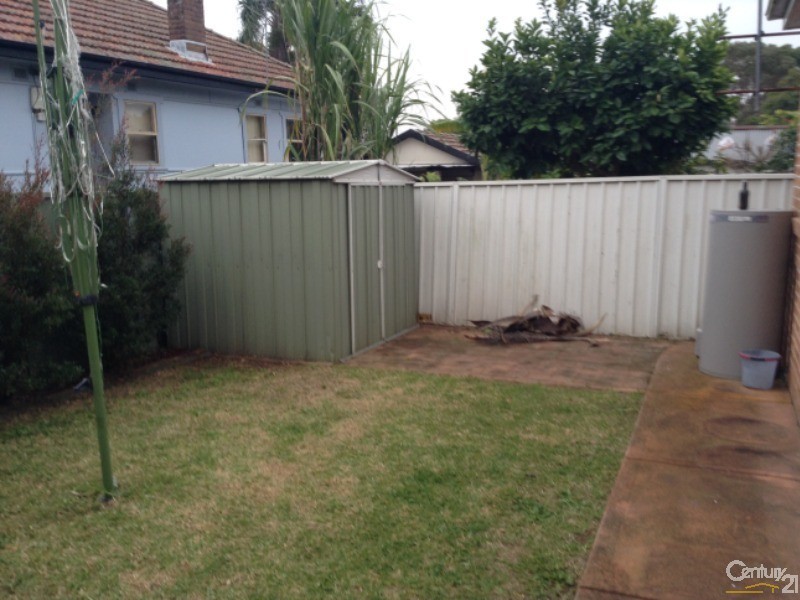 2B Alexander Street, Yagoona NSW 2199