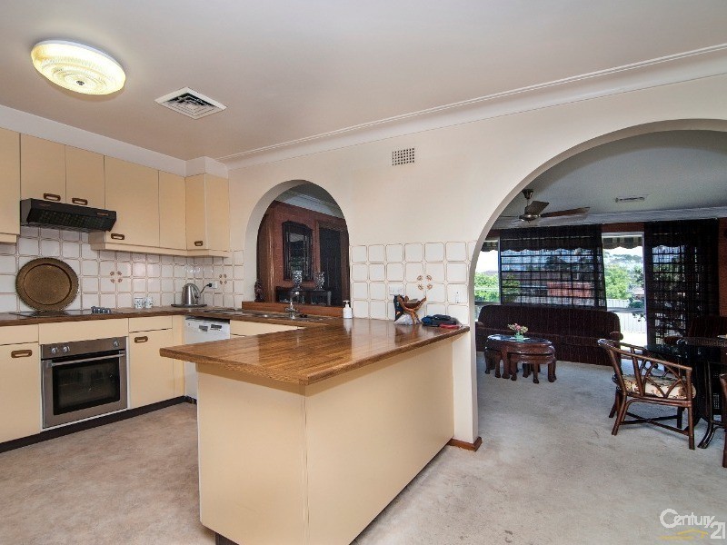 90  Kennedy Street, Picnic Point NSW 2213