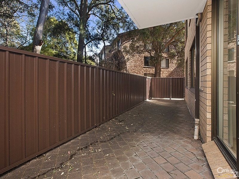 2/94-100 Flora Street, Sutherland NSW 2232