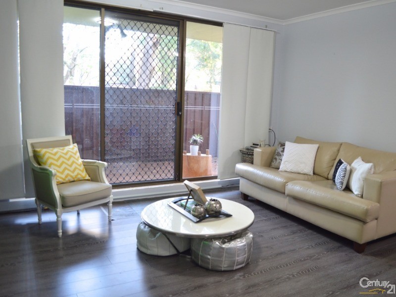 2/94-100 Flora Street, Sutherland NSW 2232