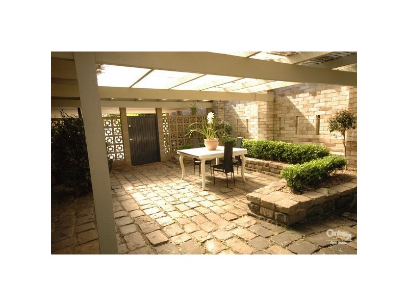 4 De Villiers Ave, Chatswood NSW 2067